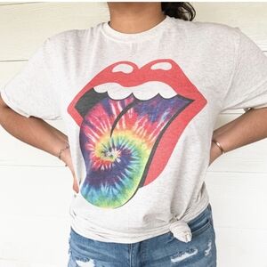 Graphic Tee with Colorful Tongue Design